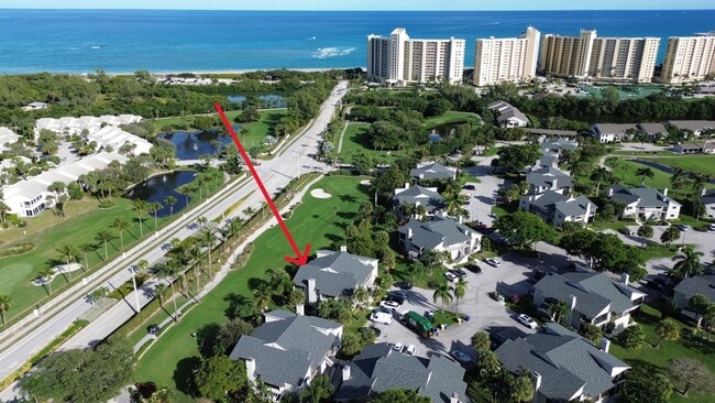 property at 404 Clubhouse Cir