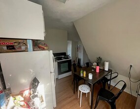 15 Fairmount St, Unit H in Medford, MA - Building Photo - Building Photo