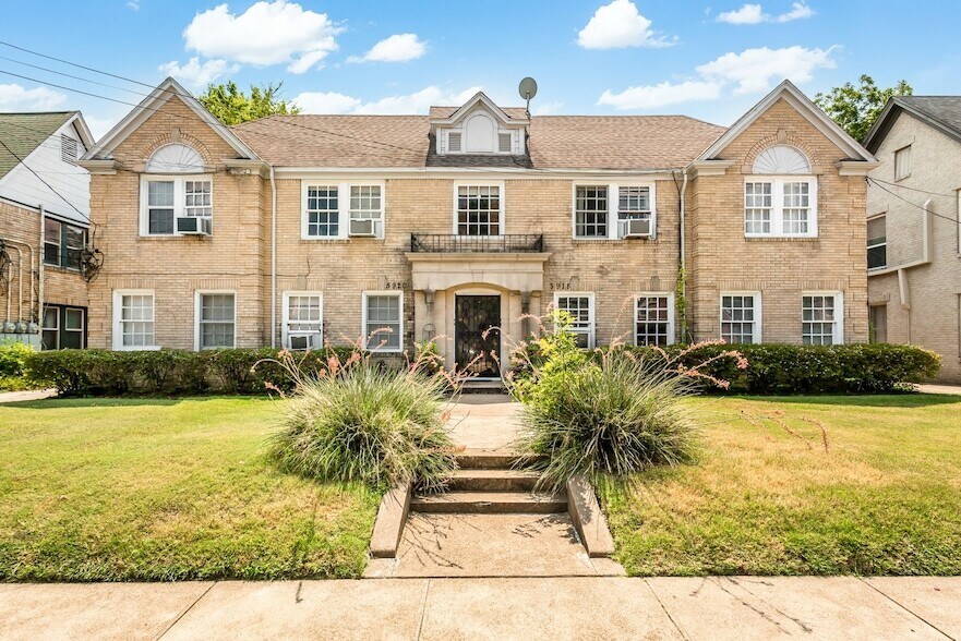 5918 La Vista Dr, Unit 3 in Dallas, TX - Foto de edificio