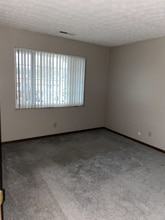 1103 W Maple St in North Canton, OH - Building Photo - Building Photo