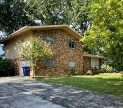 820 Sutton Dr in Chattanooga, TN - Building Photo - Building Photo