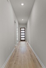2329 Bravo Pass in Leander, TX - Foto de edificio - Building Photo