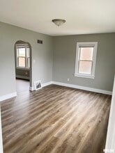 303 Central St in Washington, IL - Building Photo - Building Photo