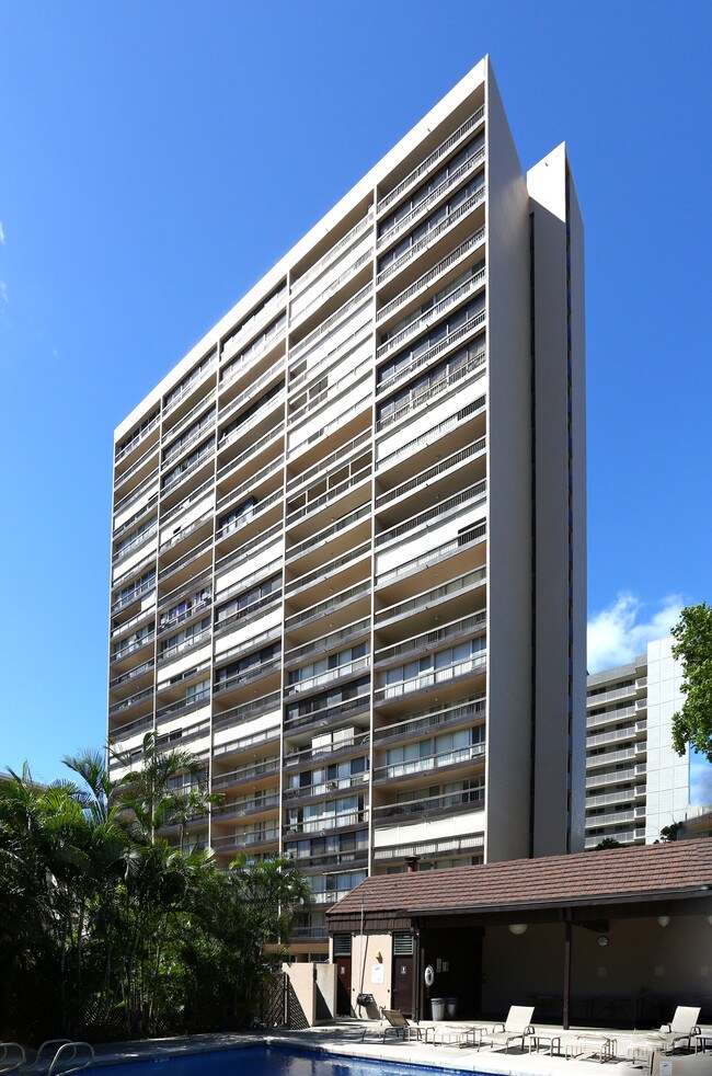 Kinau Lanais in Honolulu, HI - Building Photo - Building Photo