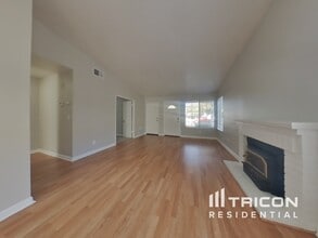 119 Catalpa Ln in Vacaville, CA - Building Photo - Building Photo