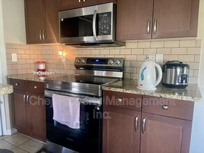 7700 Ellesmere Ln in Sherwood Park, AB - Building Photo - Building Photo