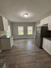 8 Quincy Ave in Norwood, MA - Building Photo - Building Photo