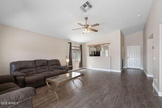 30100 N Sunray Dr in Queen Creek, AZ - Building Photo - Building Photo