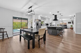 2385 SW 131st Pl in Miami, FL - Building Photo - Building Photo