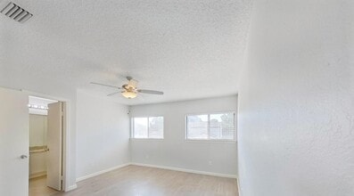 162 Hunter Dr in Cedar Hill, TX - Building Photo - Building Photo