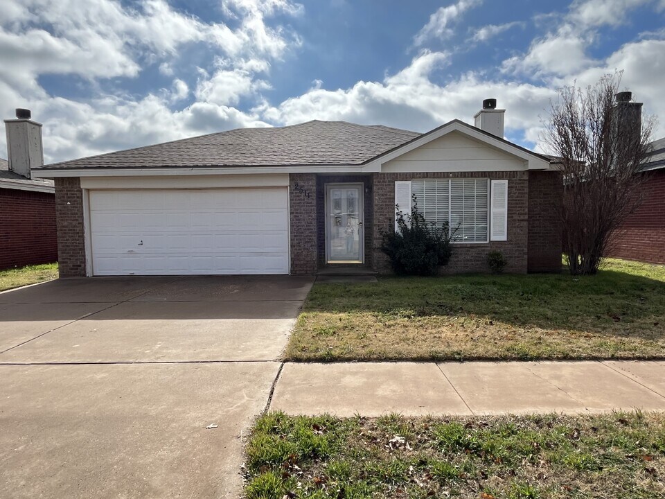 2511 109th St in Lubbock, TX - Building Photo