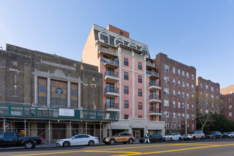 2590 Ocean Ave in Brooklyn, NY - Building Photo - Primary Photo