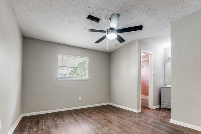 property at 3120 Royal St