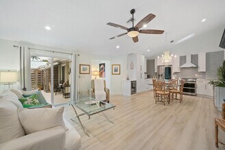 1801 S Us Highway 1 in Jupiter, FL - Building Photo - Building Photo