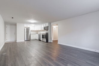 2600 Le Blanc Ct. in Louisville, KY - Building Photo - Interior Photo