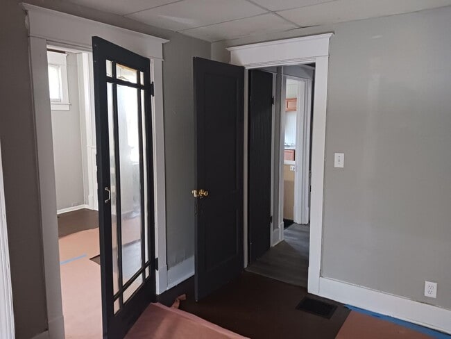 2203 Rowan St in Louisville, KY - Building Photo - Building Photo