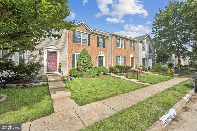 25439 Morse Dr in Chantilly, VA - Foto de edificio - Building Photo