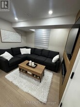 925 Cobb Ct in Mississauga, ON - Building Photo - Building Photo