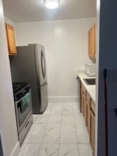 130 Lenox Ave, Unit 402 in New York, NY - Foto de edificio - Building Photo