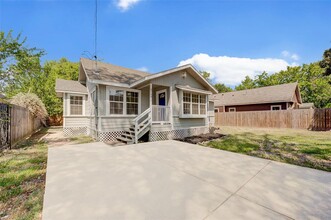 8709 Knox St in Houston, TX - Building Photo - Building Photo