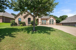 441 Corriente Trail in Azle, TX - Building Photo
