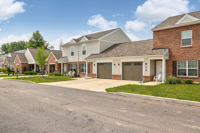 Majors Crossing in Rock Creek, OH - Foto de edificio - Building Photo