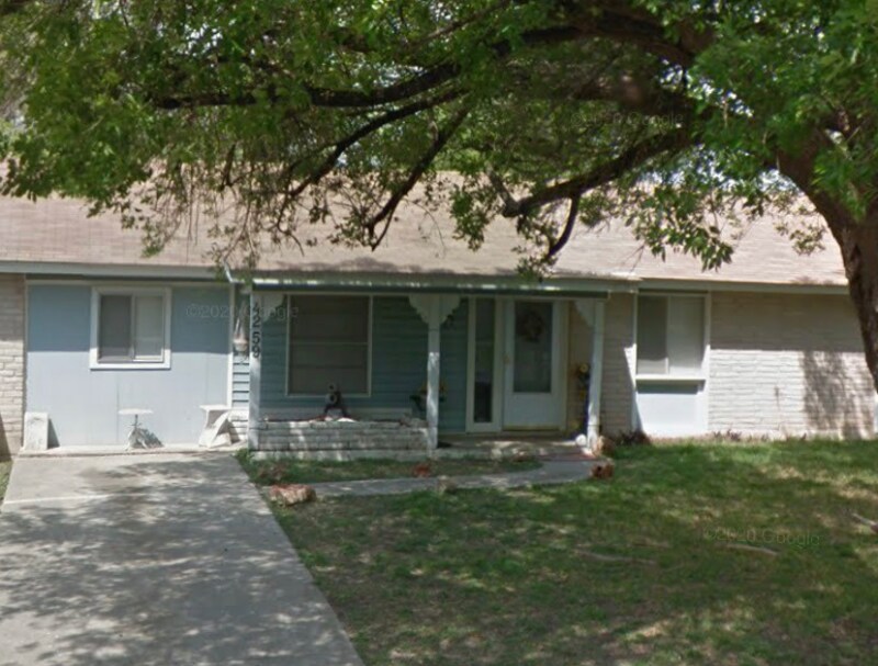 4259 Summer Sun Ln in San Antonio, TX - Building Photo