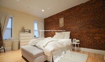 1203 Beacon St in Brookline, MA - Building Photo - Building Photo