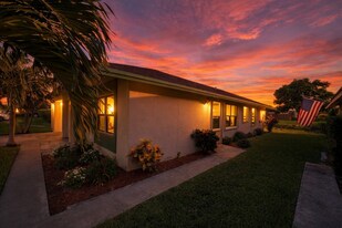 1427 Summit Run Cir in West Palm Beach, FL - Building Photo