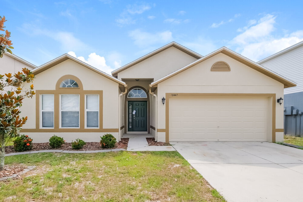 10447 Fly Fishing St in Riverview, FL - Building Photo