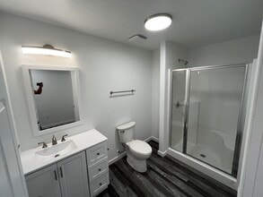 949 St Louis St in Lebanon, MO - Building Photo - Building Photo