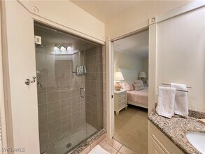 254 6th Ave S in Naples, FL - Building Photo - Building Photo