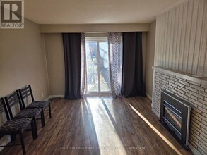 1090 Kipps Ln in London, ON - Building Photo - Building Photo