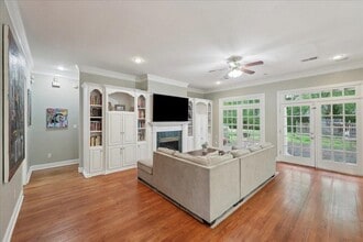 4 Twin Cir Dr in Beaumont, TX - Building Photo - Building Photo