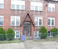 Maple Arms Apartments in Mount Vernon, NY - Foto de edificio - Building Photo