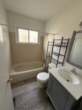 241 Dakota St in Ypsilanti, MI - Building Photo - Building Photo