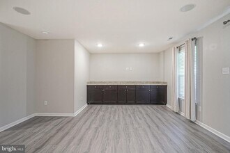 1 Village Green Ln in Sicklerville, NJ - Building Photo - Building Photo