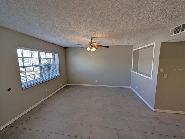 6415 S Roberts Ave in Tampa, FL - Building Photo - Building Photo