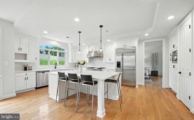 6634 Brawner St in McLean, VA - Building Photo - Building Photo