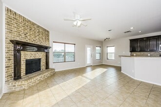 1082 Carpenter Ct in Lavon, TX - Building Photo - Building Photo