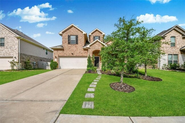 120 Chestnut Run Ct in Shenandoah, TX - Building Photo - Building Photo