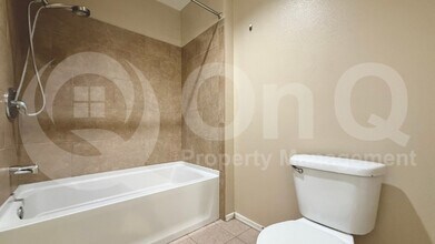 2134 E Broadway Rd in Tempe, AZ - Building Photo - Building Photo