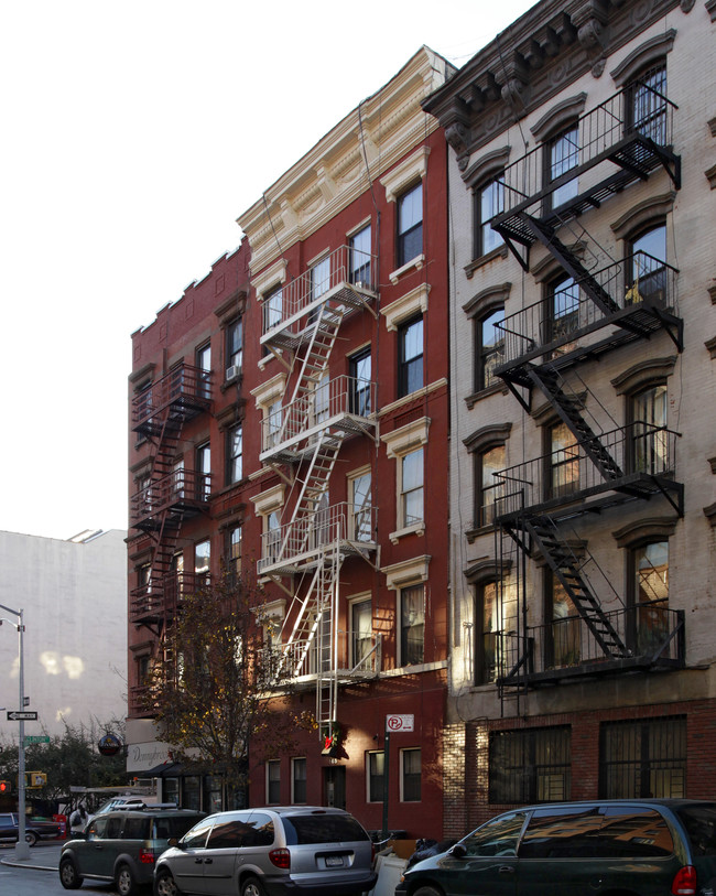 163 Stanton St in New York, NY - Building Photo - Building Photo