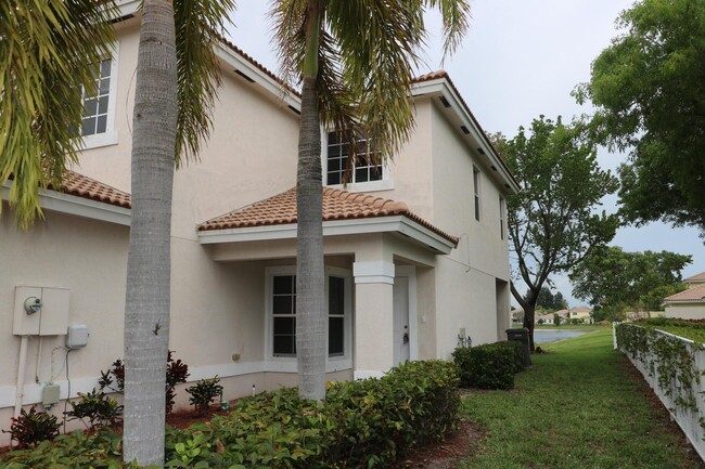 6355 Adriatic Way in Greenacres, FL - Building Photo - Building Photo