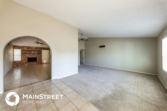 6202 W Sunnyside Dr in Glendale, AZ - Building Photo - Building Photo