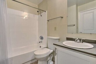 Villa Alvarado in San Pablo, CA - Building Photo - Building Photo