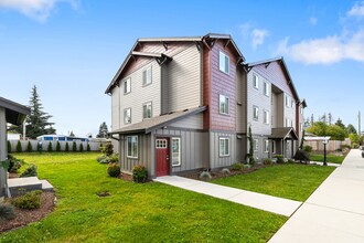 1019 A St-Unit -A-301 in Sedro Woolley, WA - Foto de edificio - Building Photo