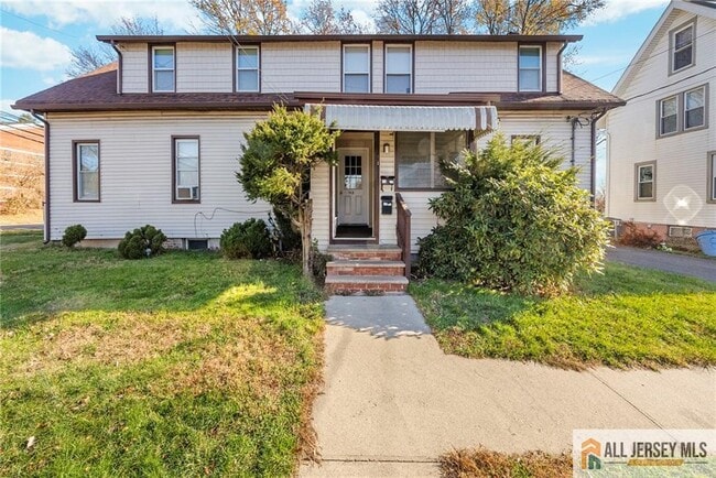 property at 2102 Woodbridge Ave