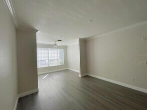 3349 S Kirkman Rd in Orlando, FL - Foto de edificio - Building Photo