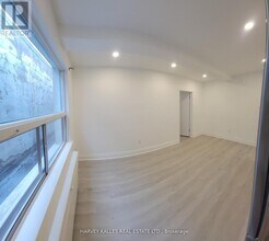 1980 Eglinton Ave W in Toronto, ON - Building Photo - Building Photo